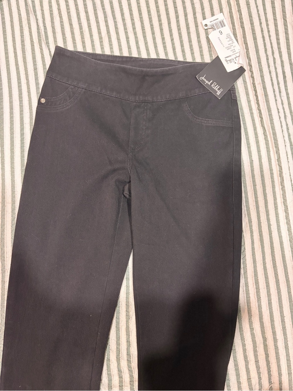 BRAND NEW Pull-On jeans — Black